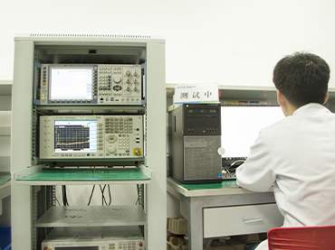 電磁波吸收比率（SAR測試）